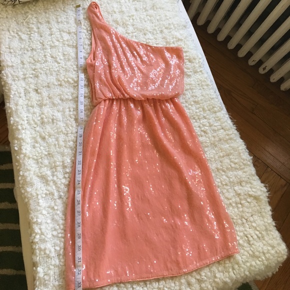 Alice + Olivia Salmon Pink One Sequin Dress - Picture 3 of 4