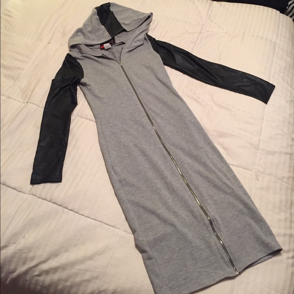 Casual hooded zip dress
