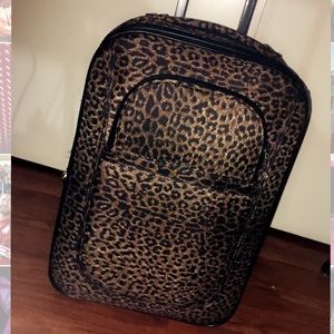 Cheetah luggage