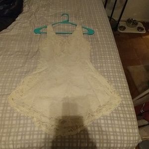 White lace tank top