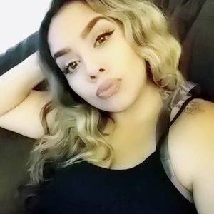 Meet your Posher, Monique