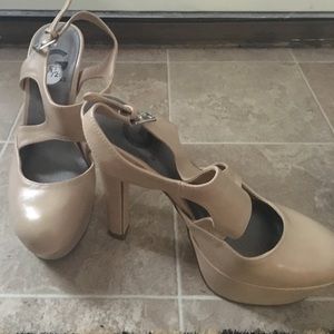 Guess Nude Heels