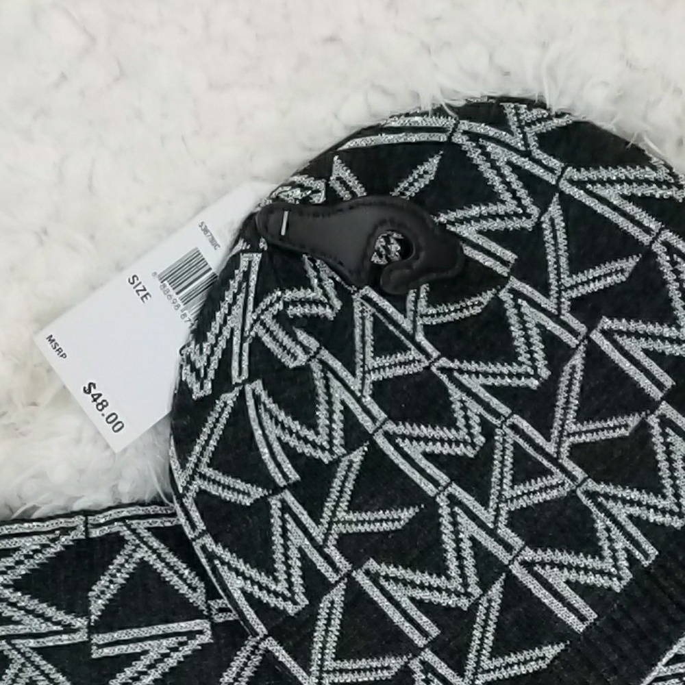 🔴LAST 1🔴MICHAEL KORS BEANIE- HAT gray/silver - Picture 4 of 4