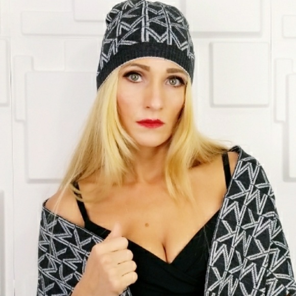 🔴LAST 1🔴MICHAEL KORS BEANIE- HAT gray/silver - Picture 3 of 4