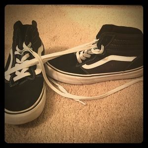 Black vans ankle tops