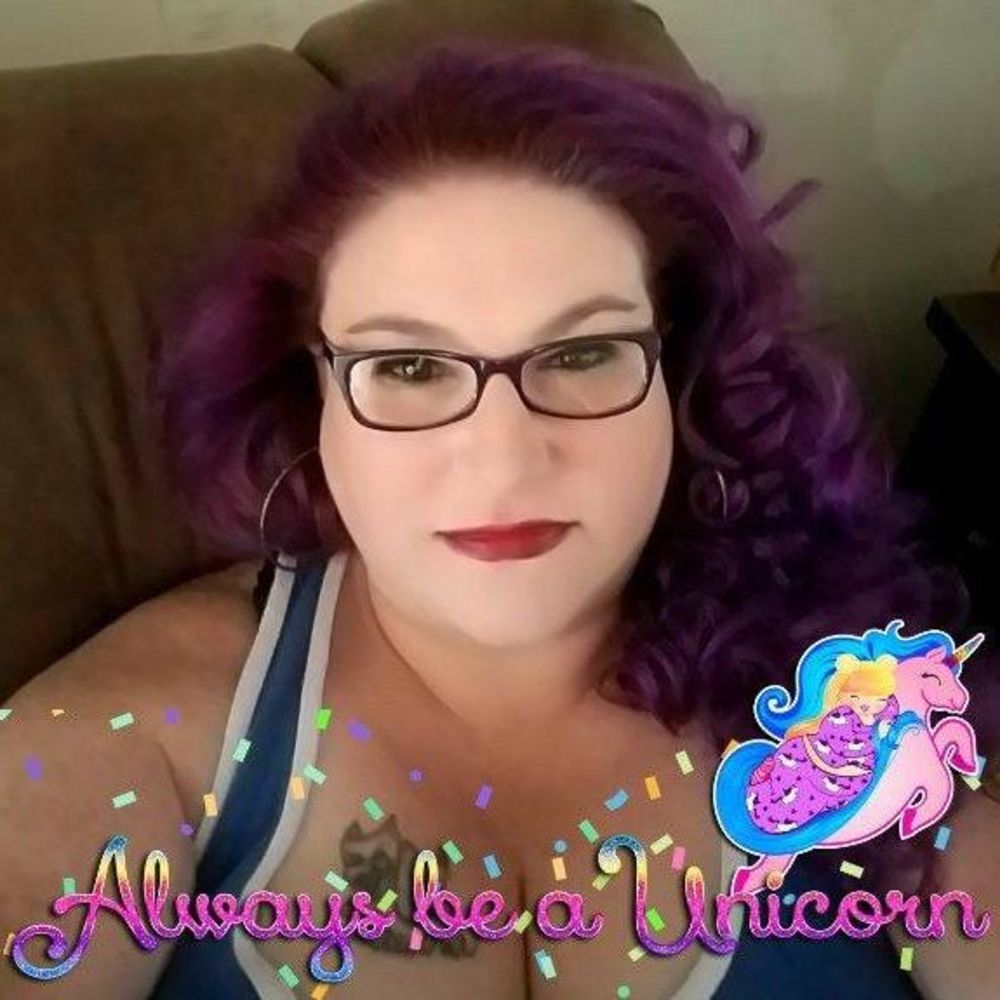 Meet your Posher, Shawna