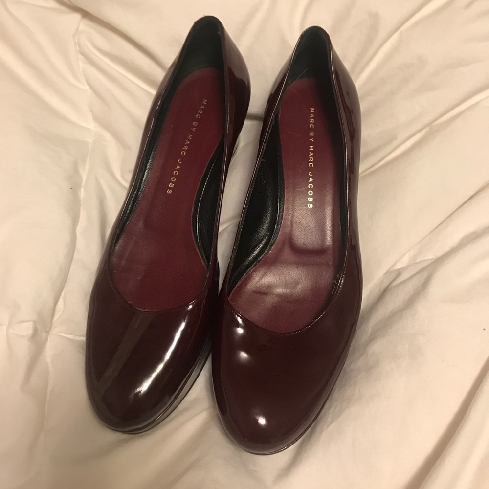 Marc by Marc Jacobs Wine patent leather platforms