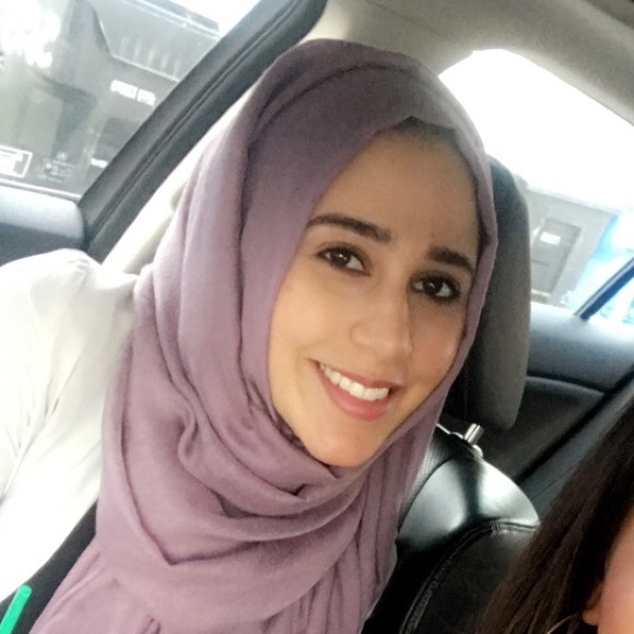 Meet your Posher, Hana - Picture 1 of 1