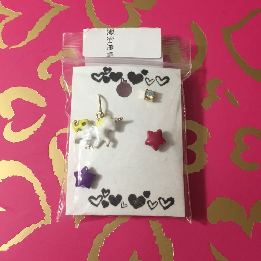 🦄 Beautiful Fairy Tale Earring Set 💖 - Picture 3 of 4