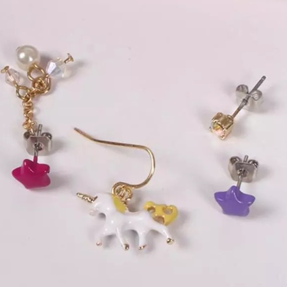 🦄 Beautiful Fairy Tale Earring Set 💖 - Picture 2 of 4