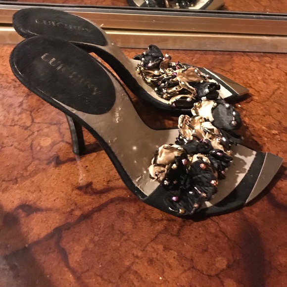 Simple heel - Picture 3 of 3