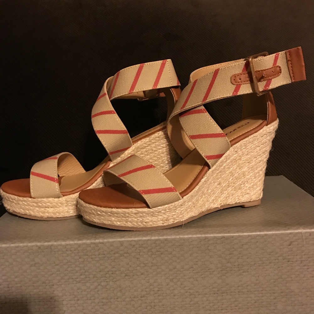 Wedge sandal