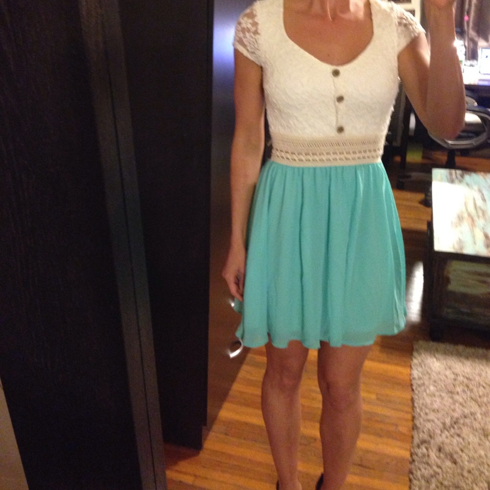 Lace & chiffon dress, mint green and cream, XS