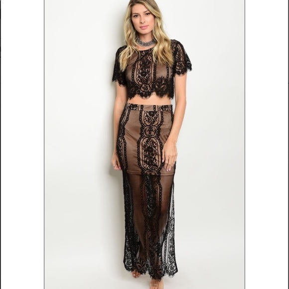 🔴FINAL DROP Lace 2 Piece Set - Picture 2 of 2