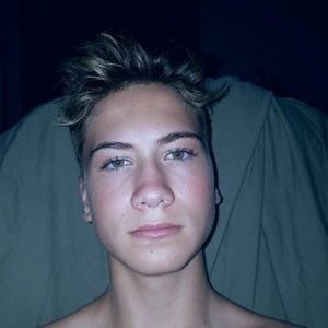 Meet your Posher, Ethan