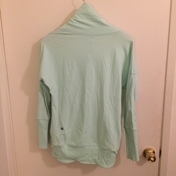 Lululemon Jacket ⚡️SOLD⚡️ - Picture 2 of 6