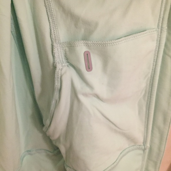 Lululemon Jacket ⚡️SOLD⚡️ - Picture 4 of 6