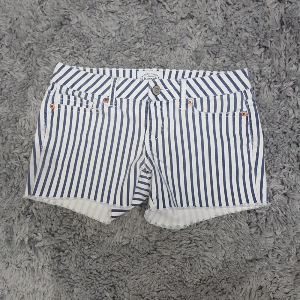 Stripe denim shorts