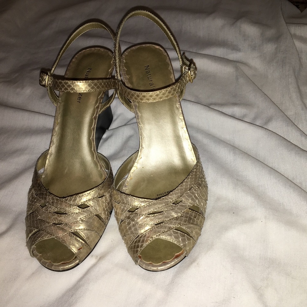 Naturalizer metallic wedge sandals