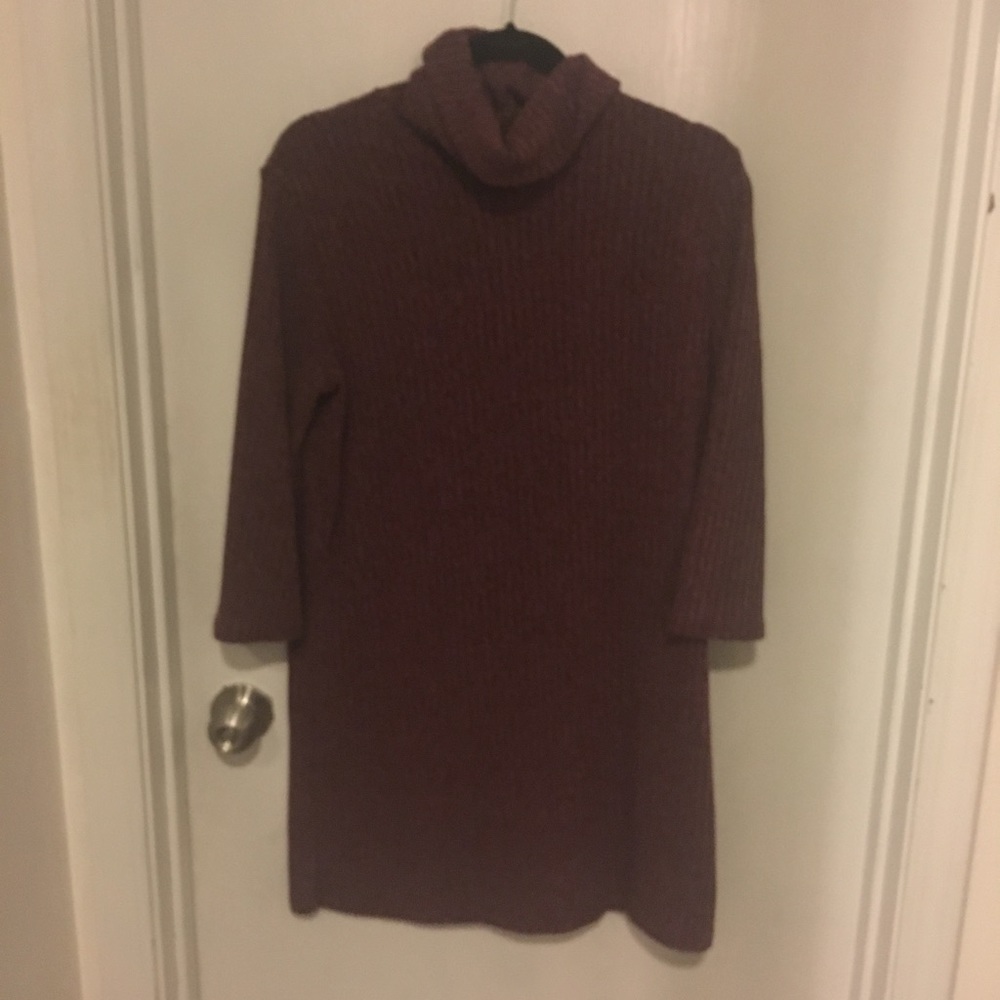 3 for $18 - Turtleneck dress - Boutique