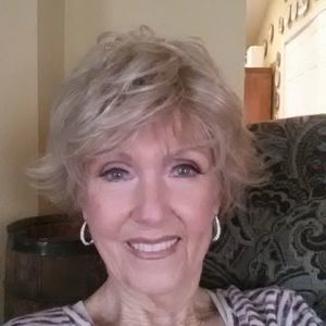 Meet your Posher, Carolyn