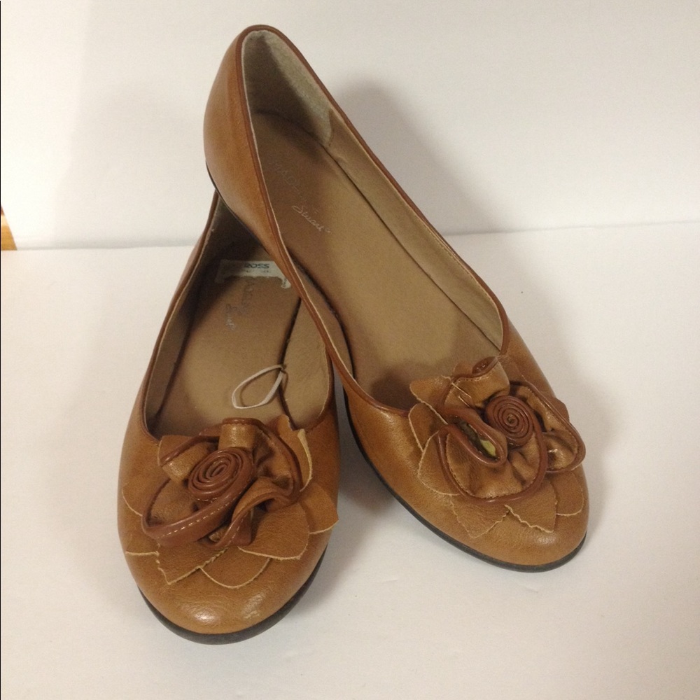 Madeline Stuart shoes flats 8W