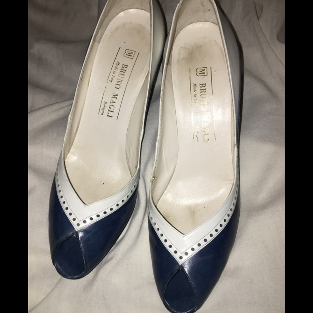 Bruno Magli Peep toe Gilda heels