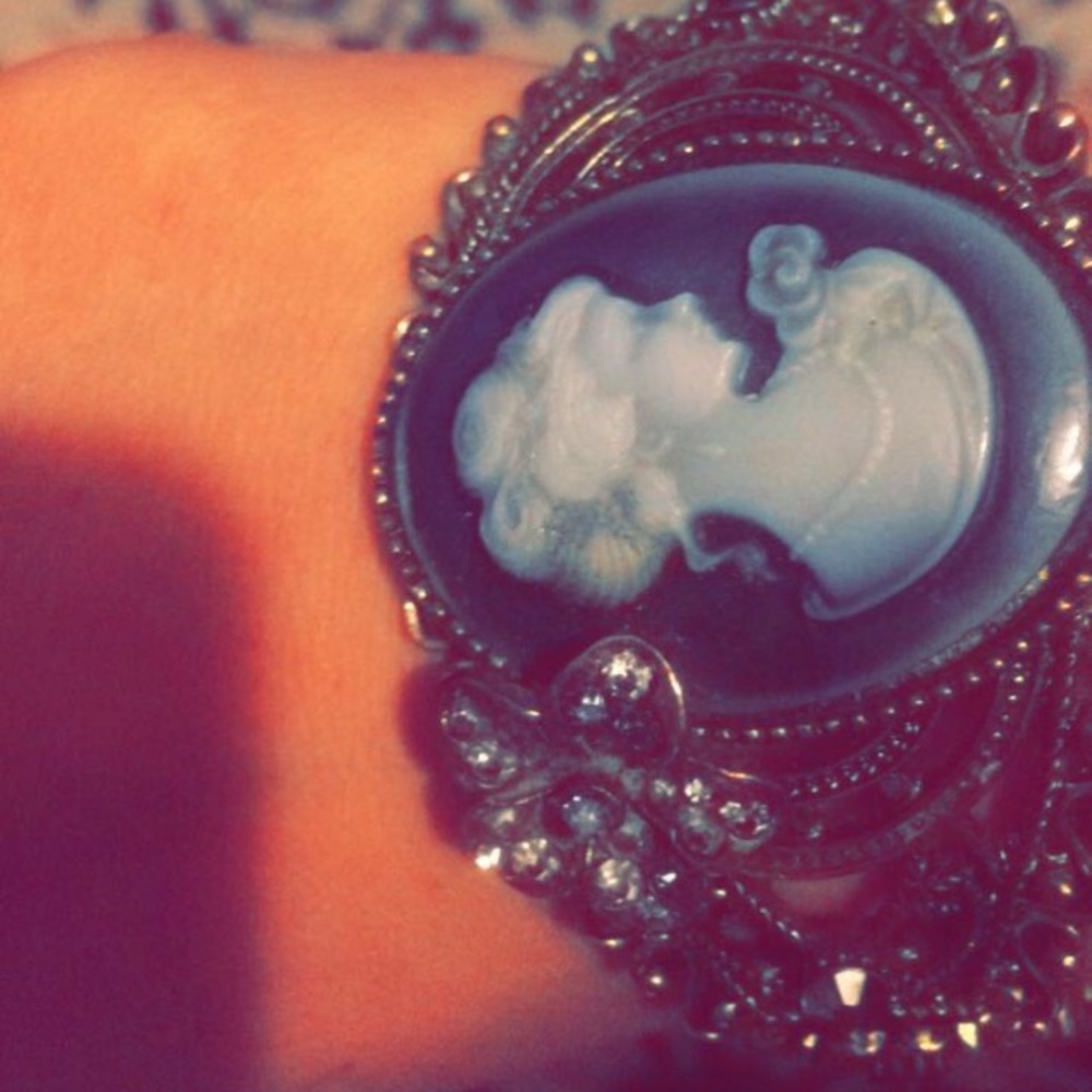 Cameo Style Bracelet