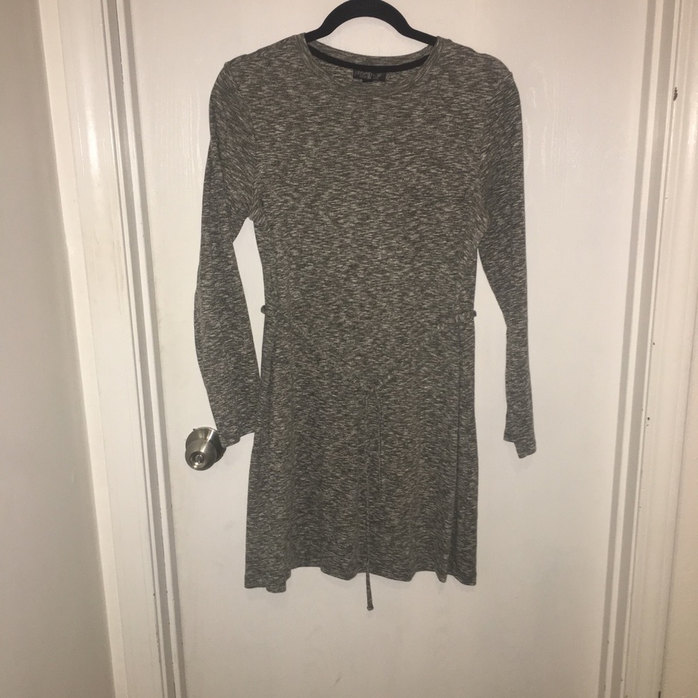 3 for $18 Top shop perfect for fall