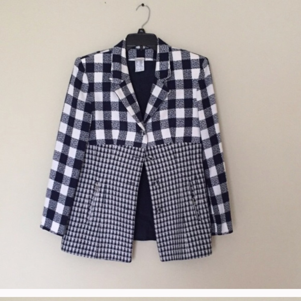 Woman's business suit, skirt and blazer