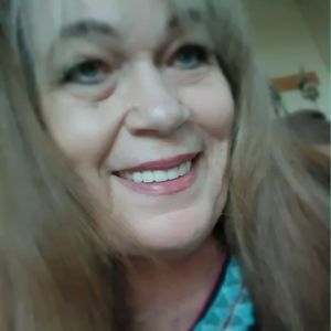 Meet your Posher, Debi