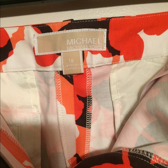Michael Kors shorts size 16 new - Picture 5 of 5