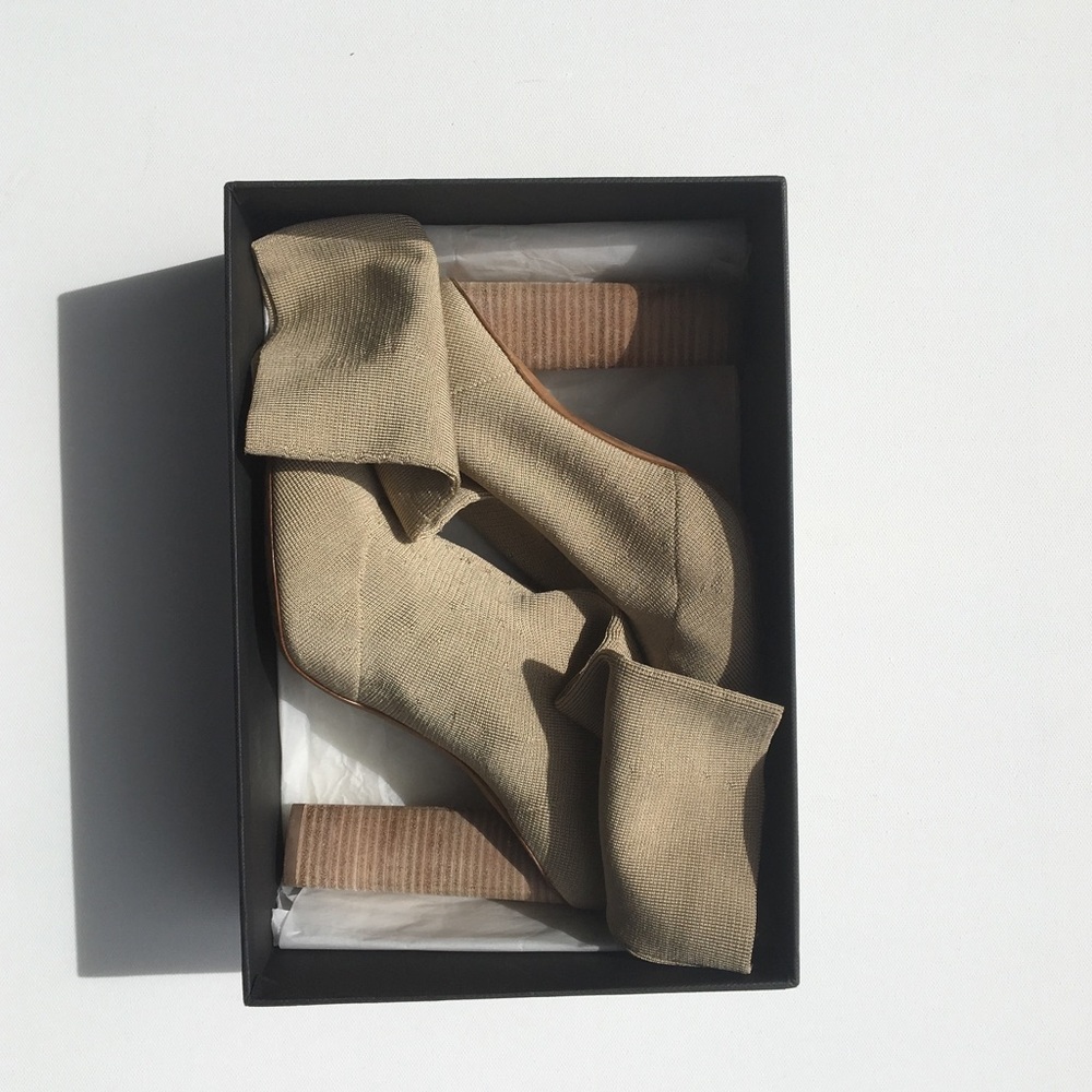 Authentic yeezy gold knit ankle boots