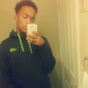 Meet your Posher, Evan