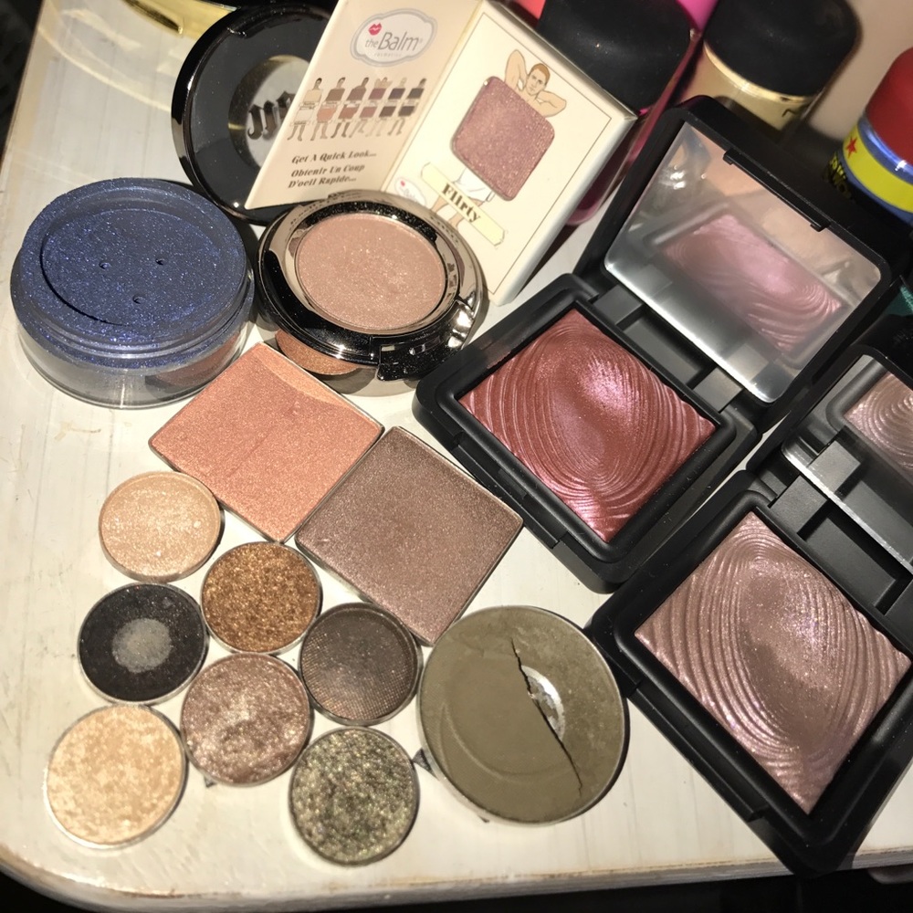 Eyeshadow bundle