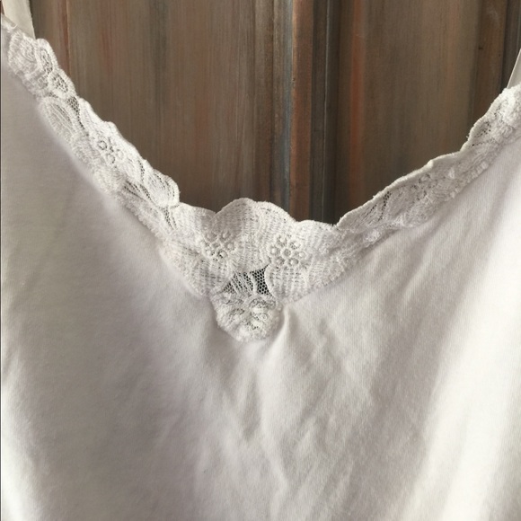 American Eagle top - Picture 8 of 8