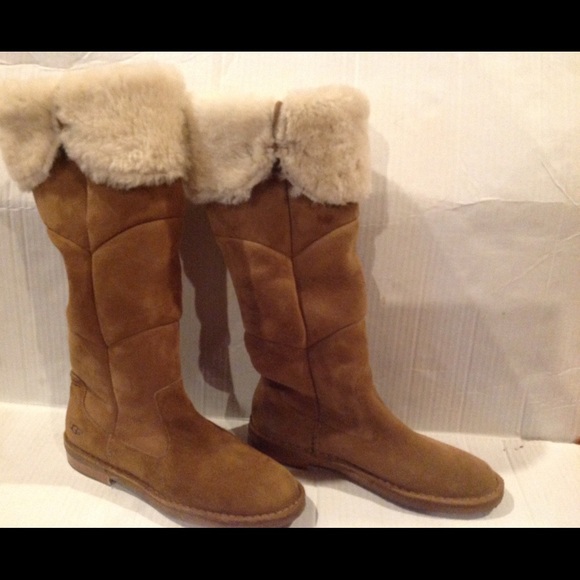 🆕UGG WOMENS BOOTS (Sz 6) - Picture 5 of 8
