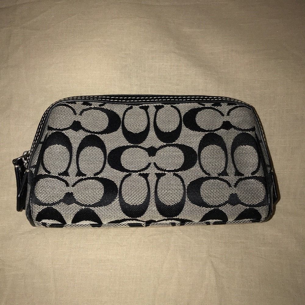 Coach make-up/travel bag