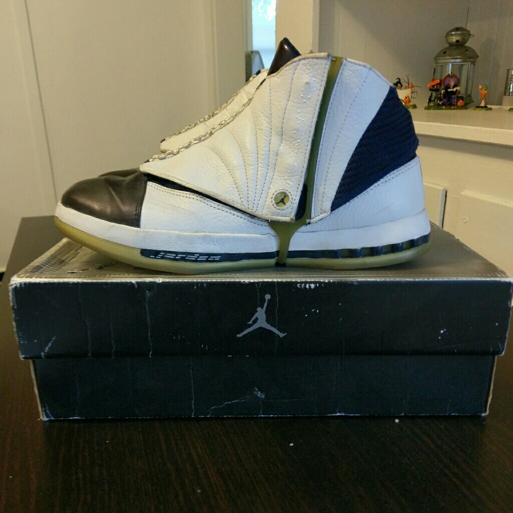 Original Air jordan XVI