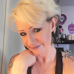 Meet your Posher, Joanna