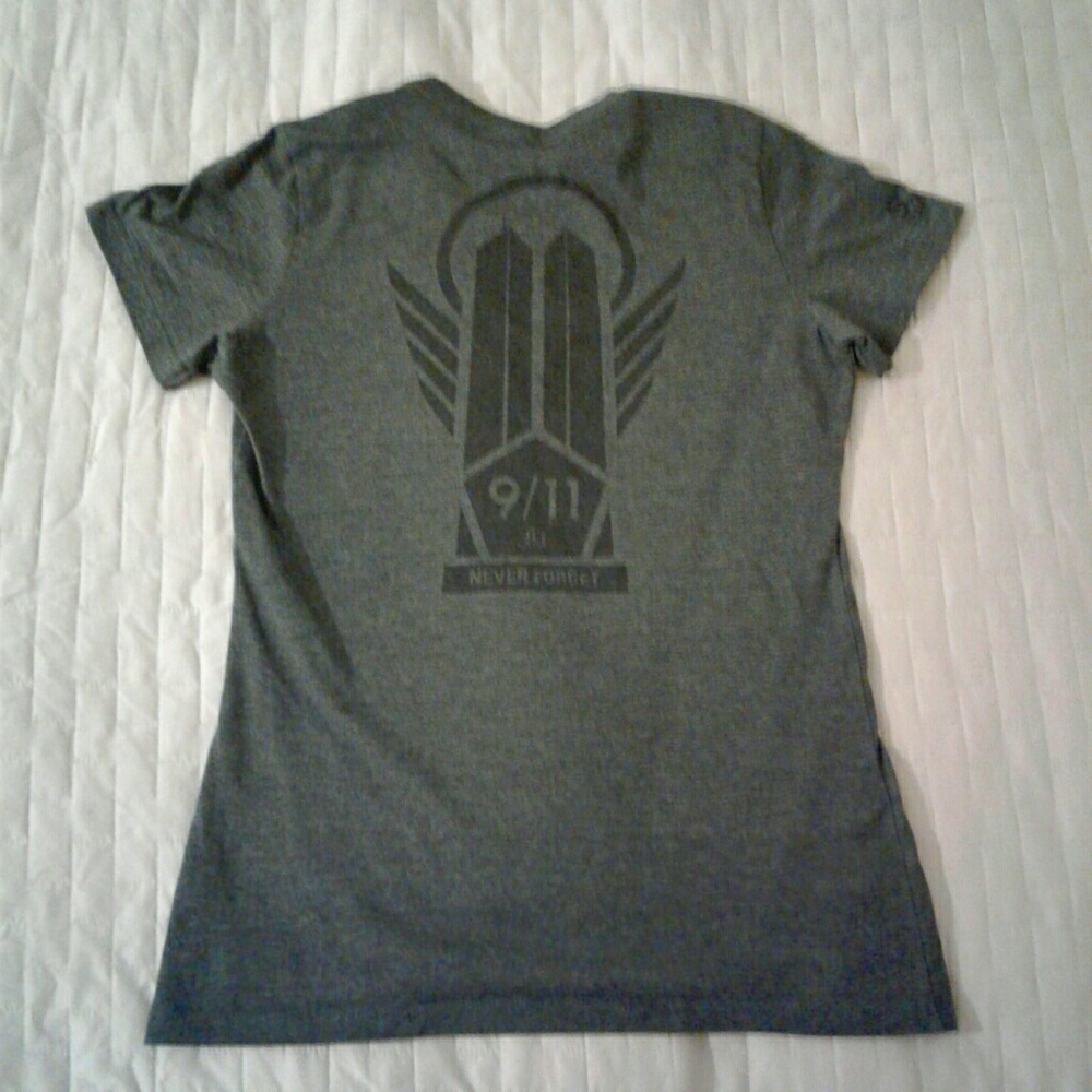 9/11 Never forget T Shirt. Size L. Brand 5.11