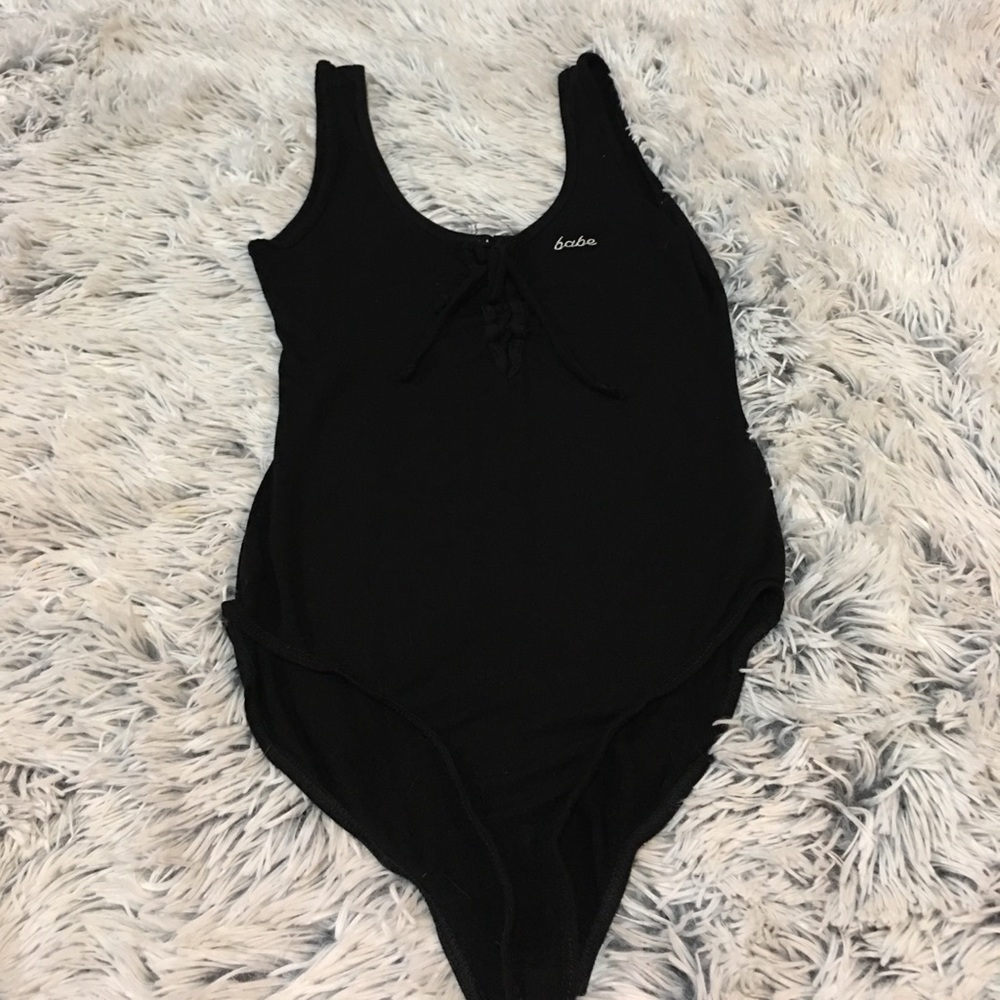 Slip on L.A. Hearts body suit from Pacsun🖤