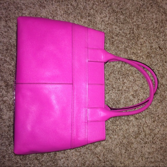 Hot Pink Kate Spade Bow purse (offers welcome!) - Picture 3 of 8