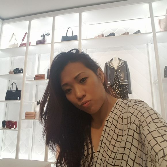 Meet your Posher, Swan - Picture 1 of 1