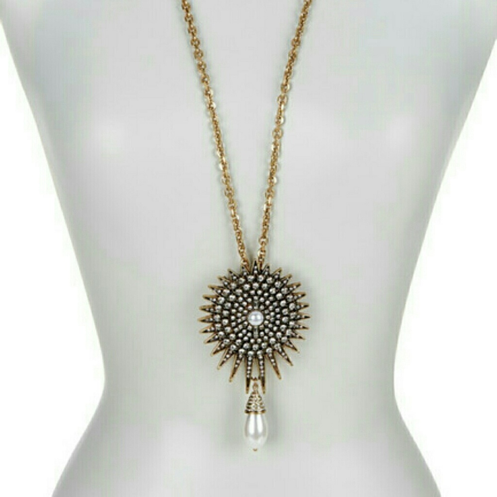 Olivia Welles Brooch Pendant Necklace