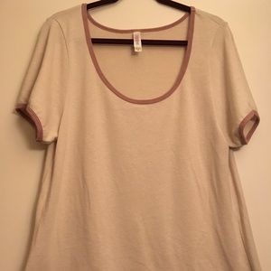 LuLaRoe Classic tee size XL LuLaRoe Classic tee size XL
