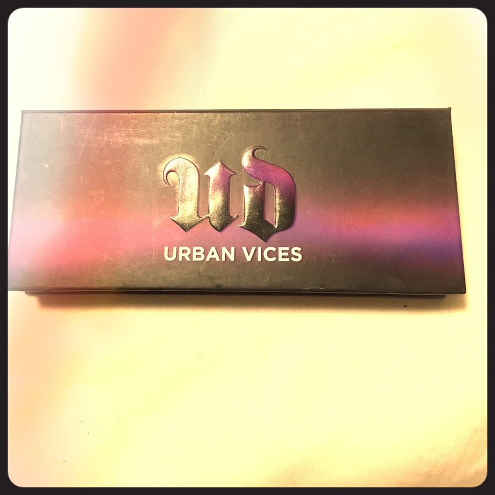 New Urban Decay Urban Vices palette