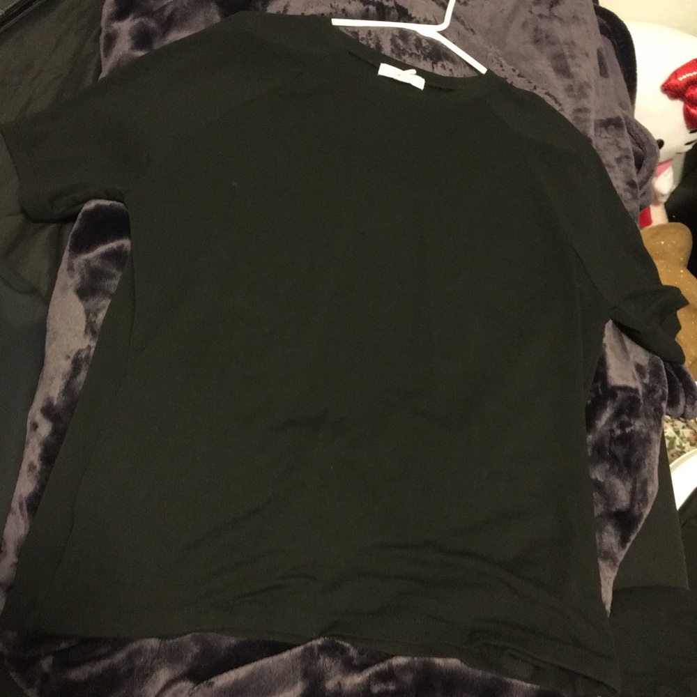 Black oversized t-shirt
