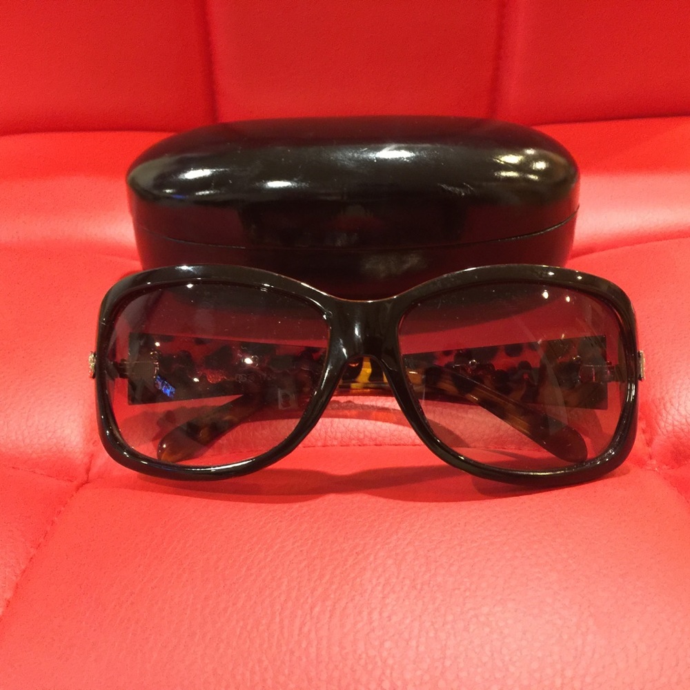Women sunglasses