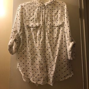 Poka dot button up